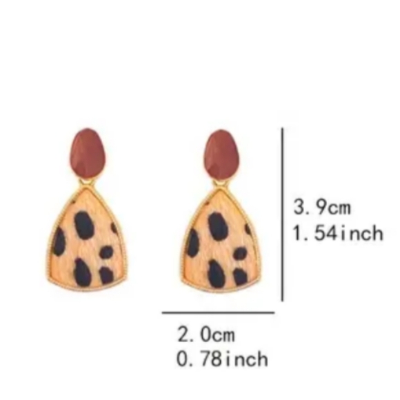 Leopard Print faux fur Mobwife Preppy Gold Tone Stud Earrings - Picture 3 of 5